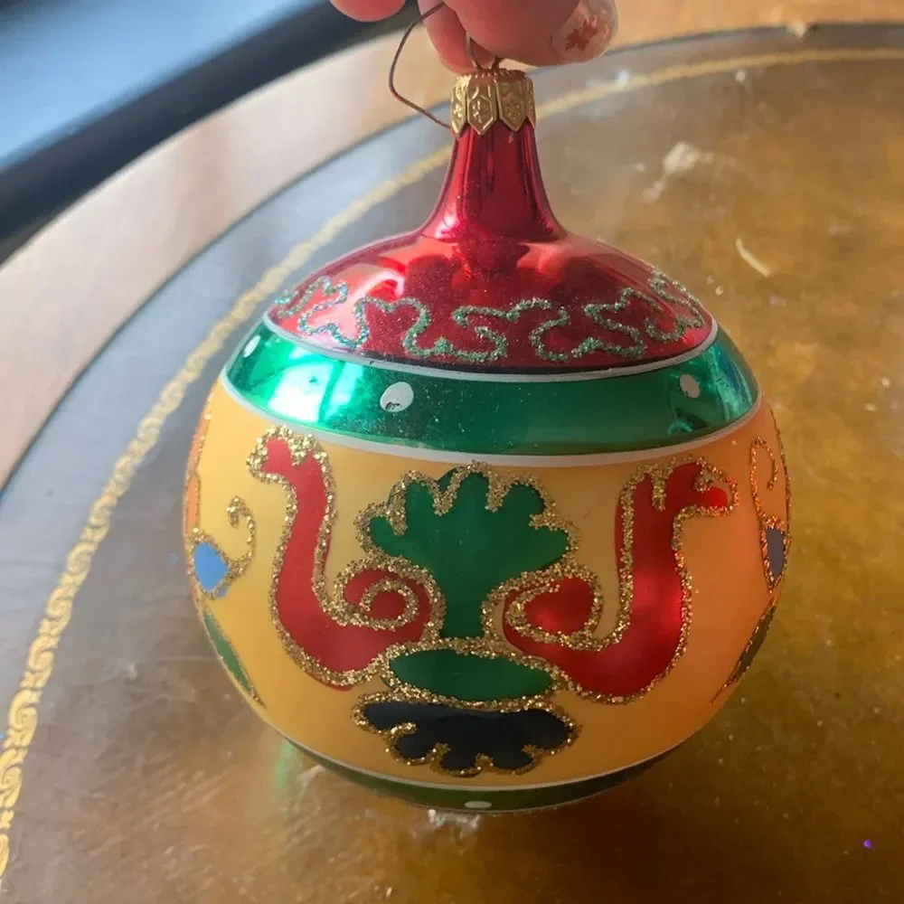 Rare Smithsonian Golden Arabesque Christmas Ornament Stunning